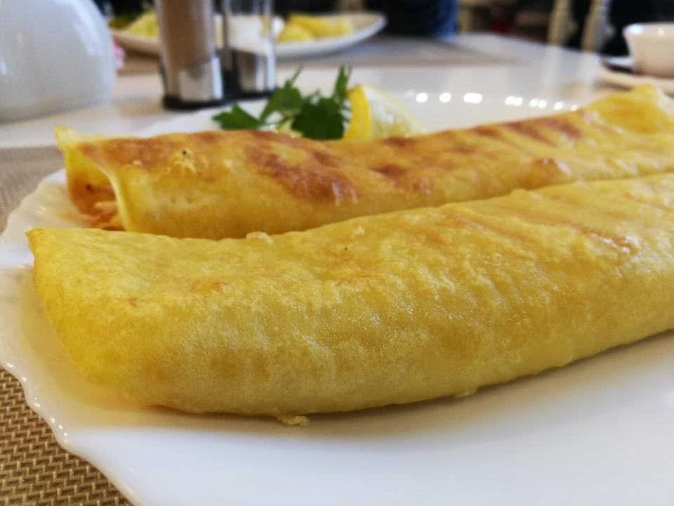 Lietiniai su kumpiu ir sūriu